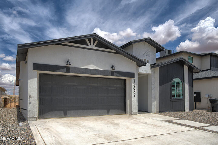 Property Photo: 13889 Carolina Ponce Avenue TX 79928