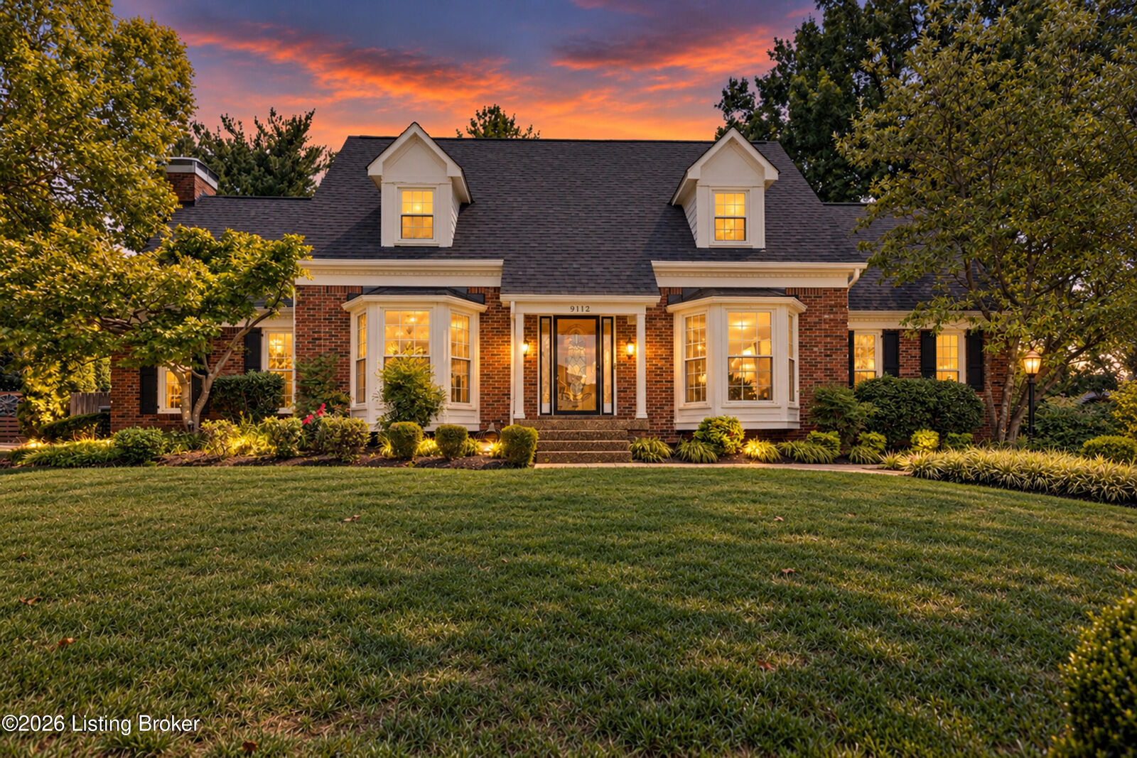 Property Photo:  9112 Hurstwood Ct  KY 40222 