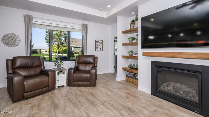 Property Photo:  4308 Downing Street  ND 58504 