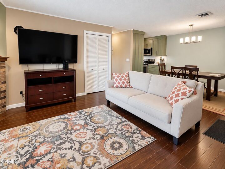 Property Photo:  2930 Ontario Lane 5  ND 58503 