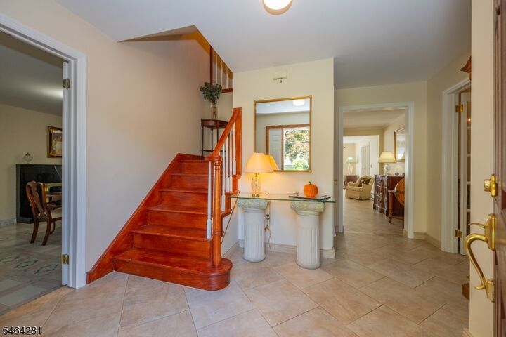 Property Photo:  2 Glencove Rd  NJ 07950 