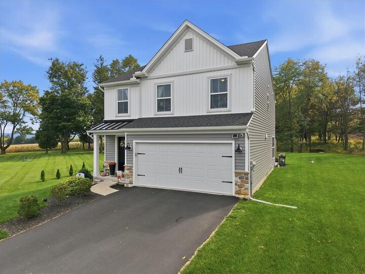 Property Photo: 9524 Newtown Road PA 18031