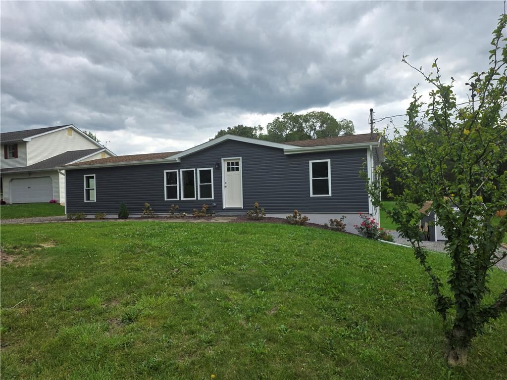 Property Photo: 4847 Timberline Road PA 18088