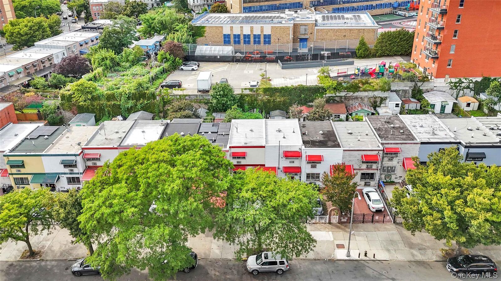 Property Photo:  1335 Intervale Avenue  NY 10459 