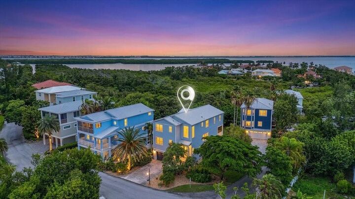 Property Photo:  6330 Laguna Drive  FL 34228 