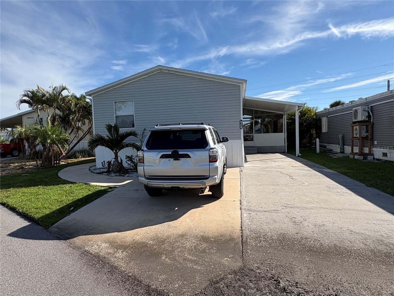 Property Photo:  3308 Sunny Harbor Drive  FL 33982 