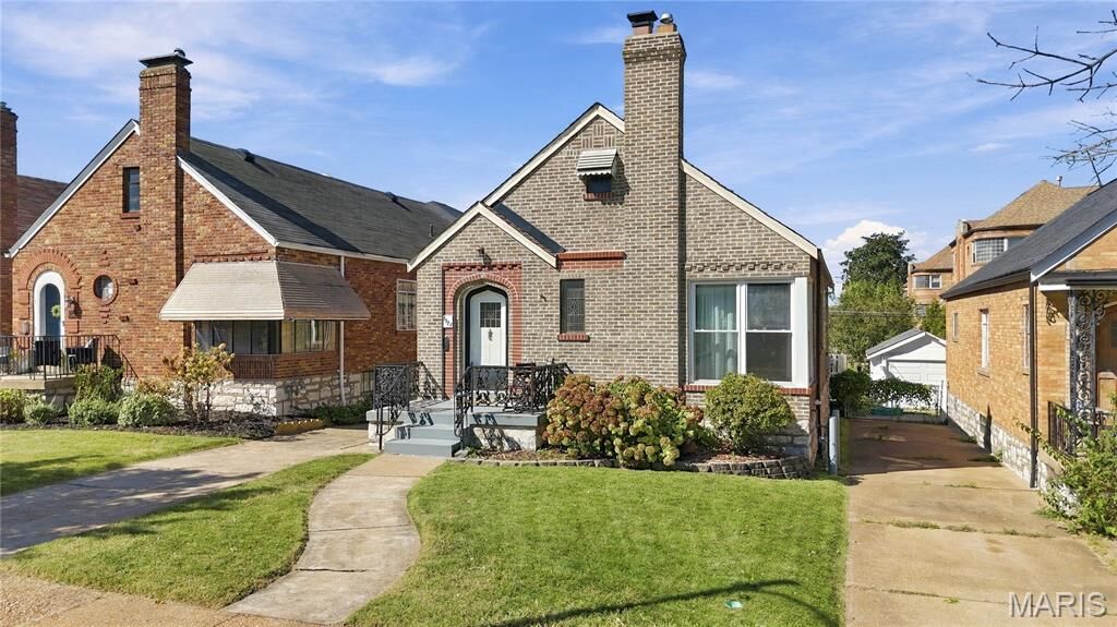 Property Photo:  3827 Sulphur Avenue  MO 63109 