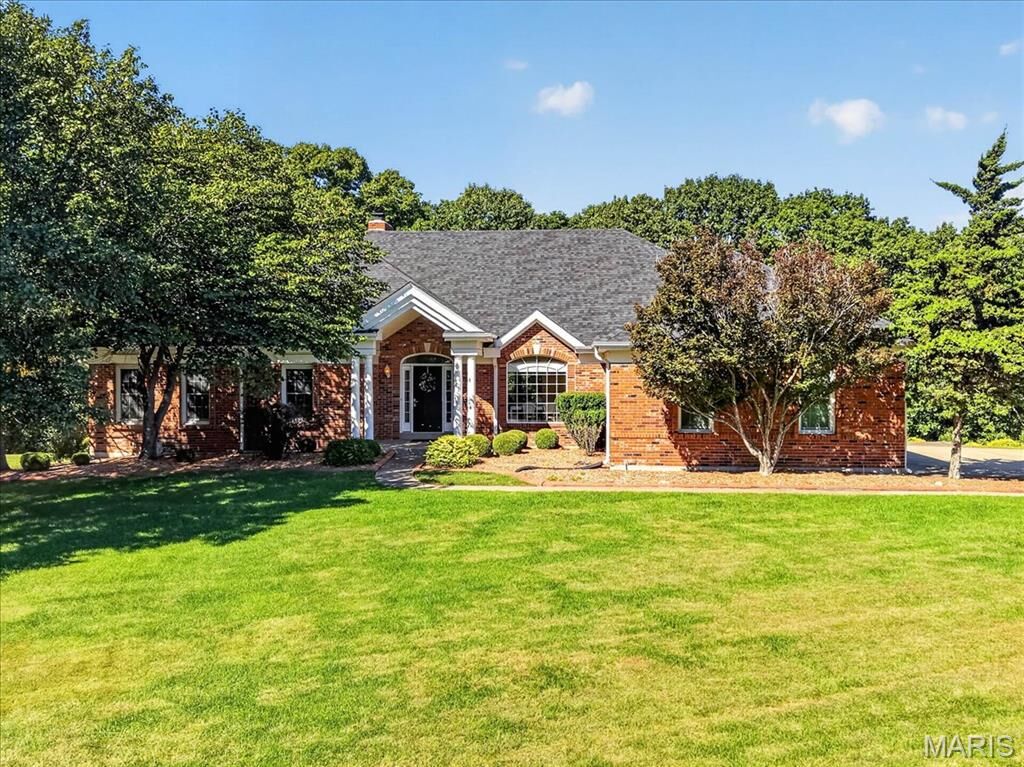 Property Photo: 1469 Ridgetree Trails Drive MO 63021