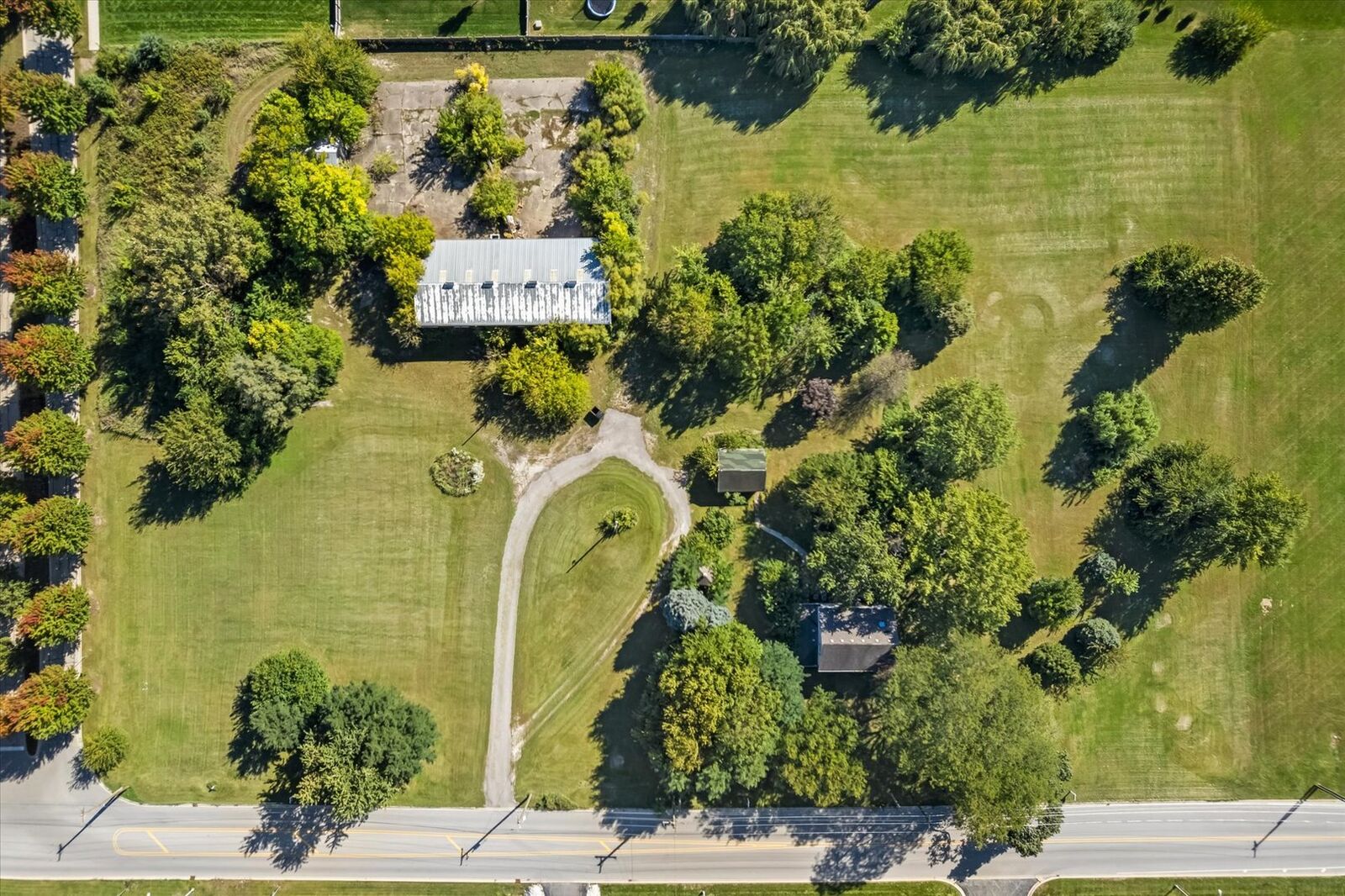 Property Photo:  870 Simons Road  IL 60543 