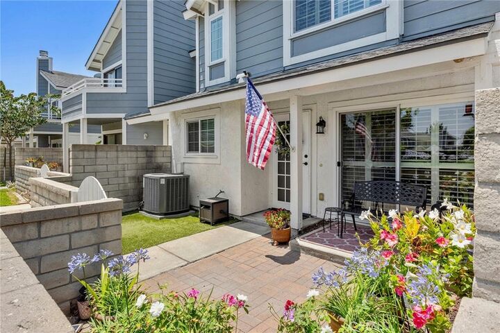Property Photo: 199 N Magnolia Avenue D CA 92801