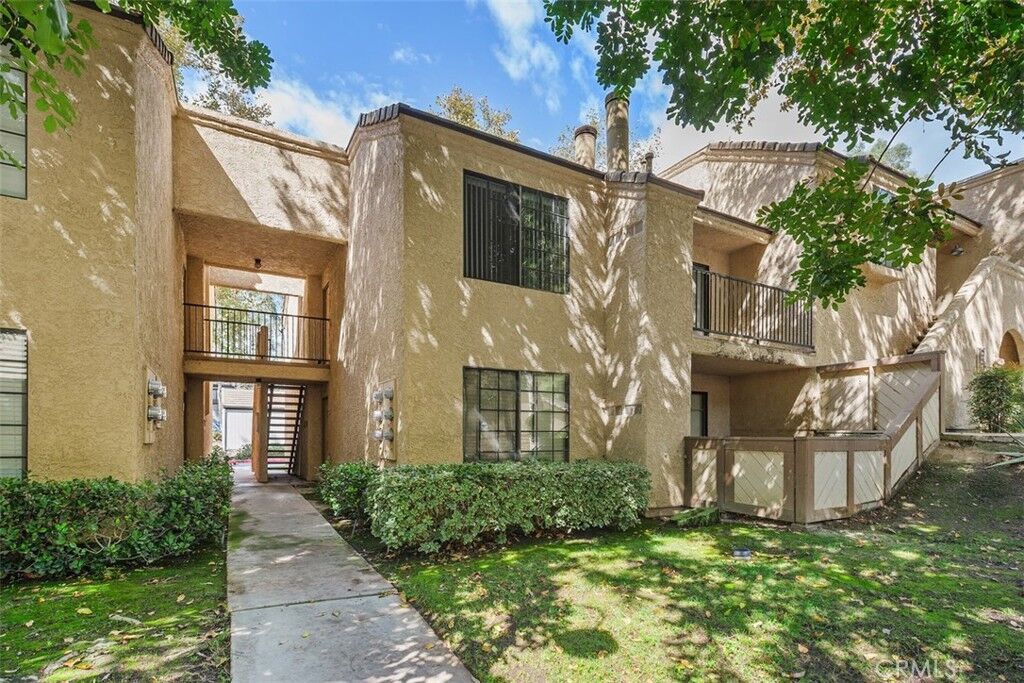 Property Photo: 600 Central CA 92507