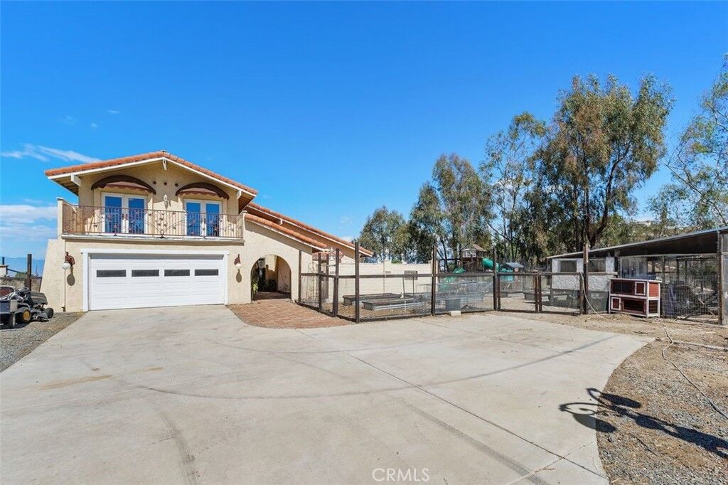 Property Photo:  14740 Descanso Drive  CA 92570 