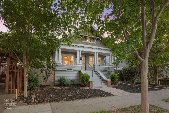 Property Photo:  2616 Q Street  CA 95816 