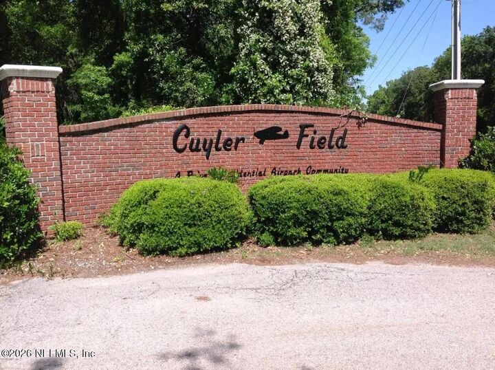 Property Photo:  16101 Cub Court  FL 32040 