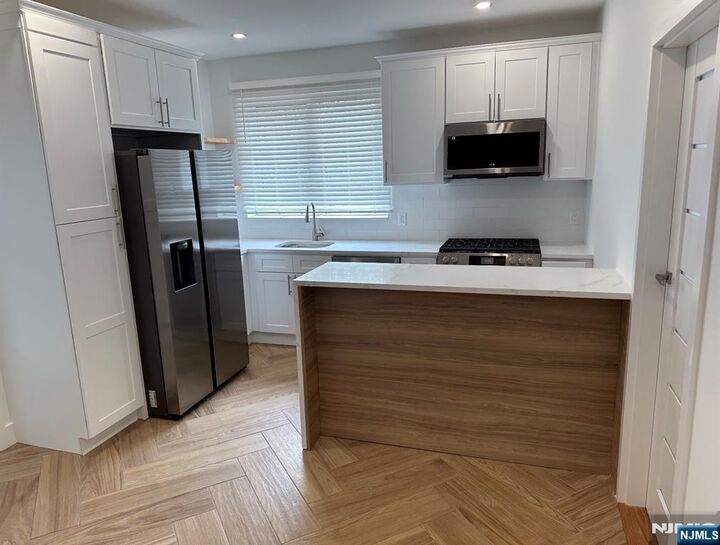 Property Photo:  695 Elm Street 2  NJ 07032 