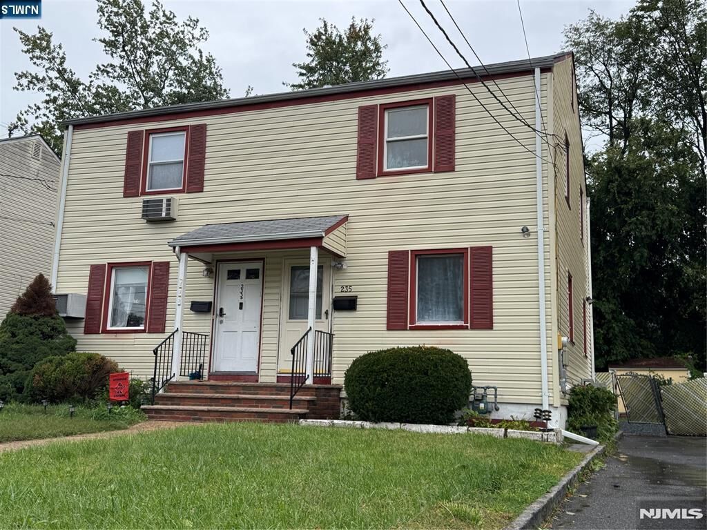 Property Photo:  235 Windsor Avenue  NJ 07090 