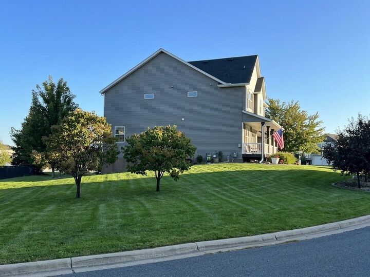Property Photo:  2509 Copper Creek Lane  MN 55313 