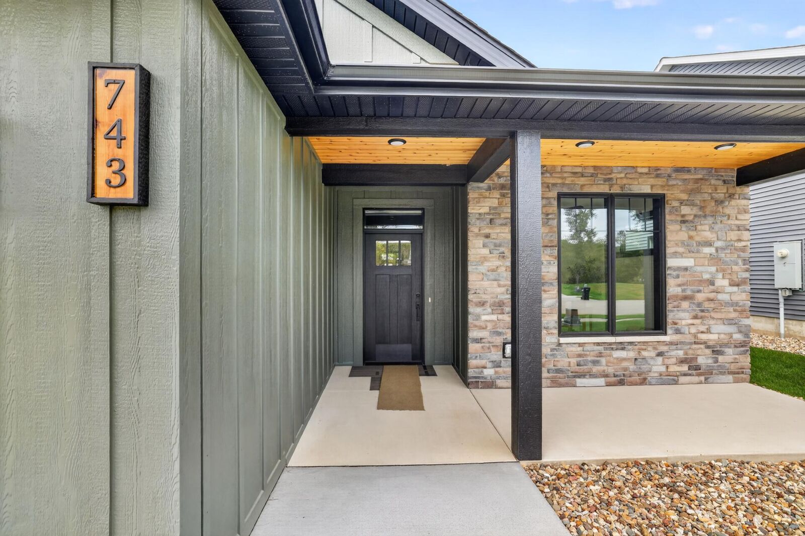 Property Photo:  743 Kodiak Drive NW  MN 55976 