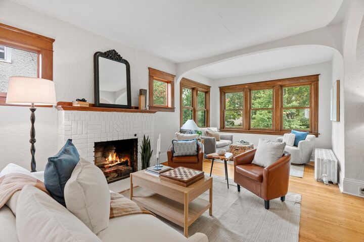 Property Photo:  3517 Humboldt Avenue S  MN 55408 