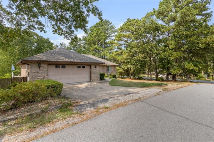 Property Photo: 2 Penzance Drive AR 72714