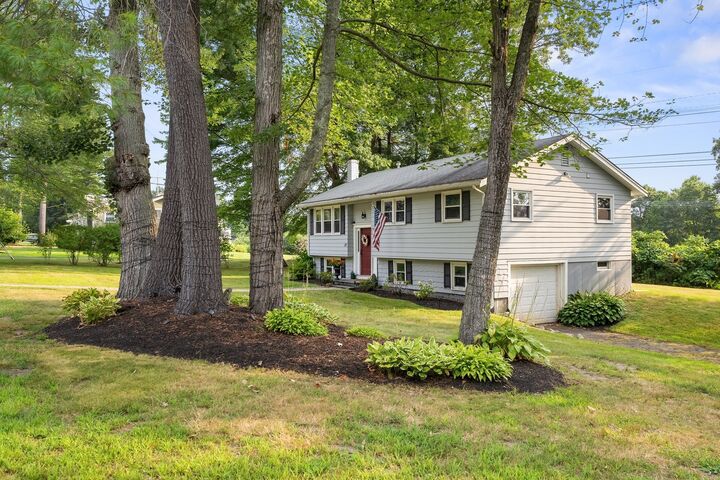Property Photo: 20 Robinhood Lane MA 01821