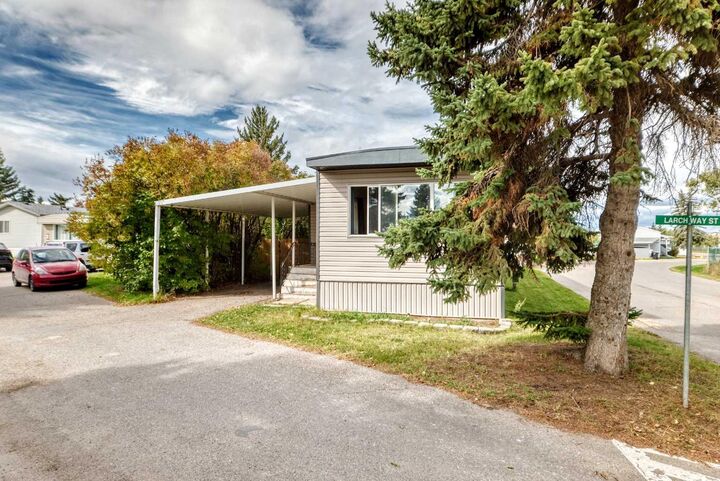Property Photo:  3223 83 Street NW 308  AB T3B 5N8 