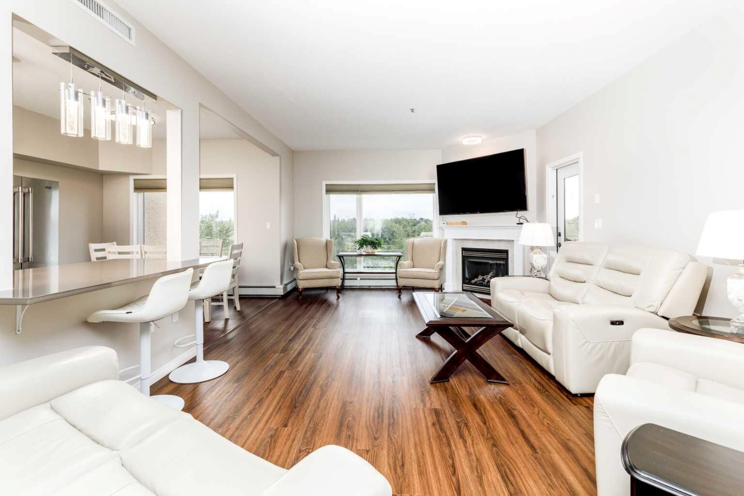 Property Photo:  5590 45 Street 302  AB T4N 7C4 