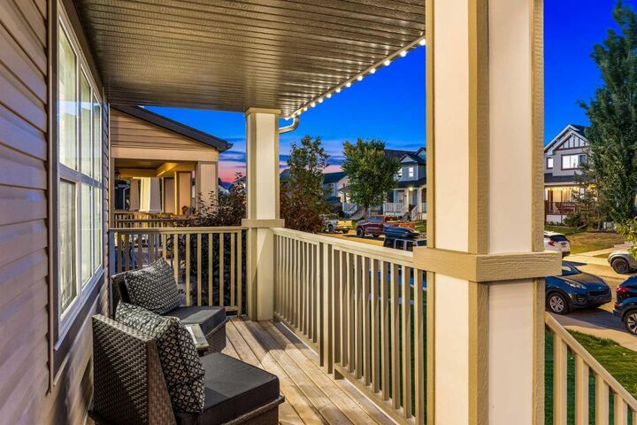 Property Photo:  207 Copperpond Road SE  AB T2Z 0X3 