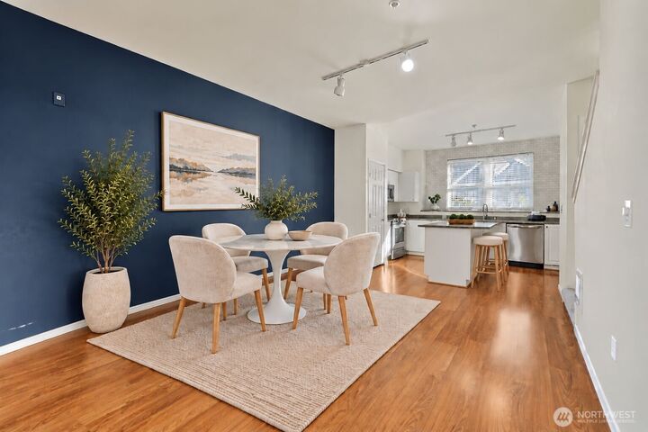 Property Photo:  3116  164th Street SW 1405  WA 98087 