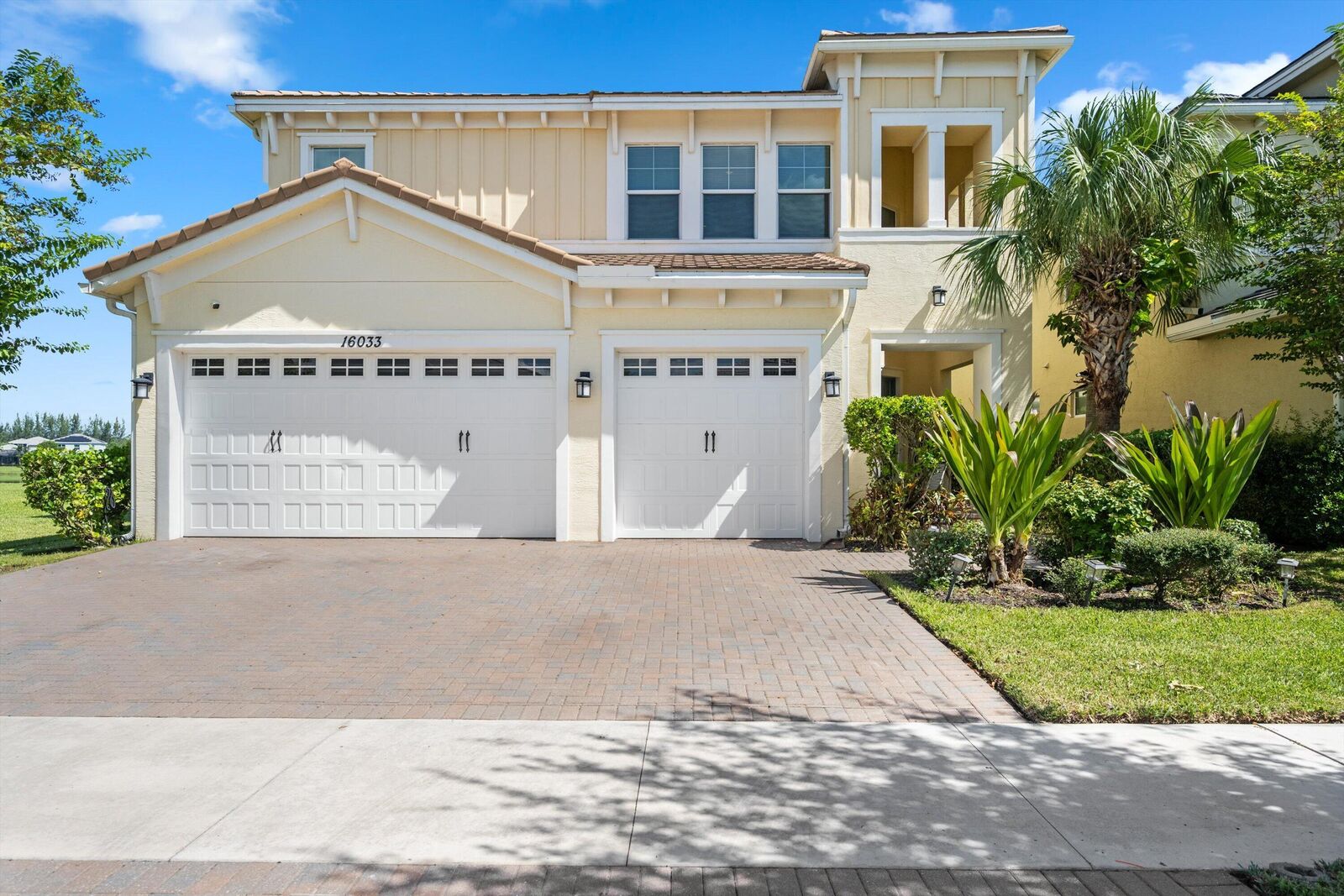Property Photo:  16033 Whippoorwill Circle  FL 33470 