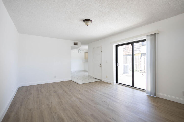 Property Photo: 73 Springdale Circle FL 33461