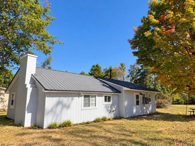 Property Photo:  1642 Willett Road  MI 48656 