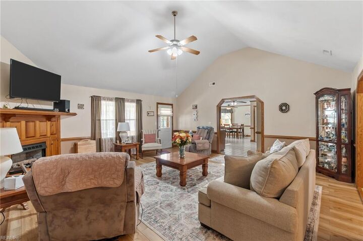 Property Photo: 144 Downing Dr VA 23322