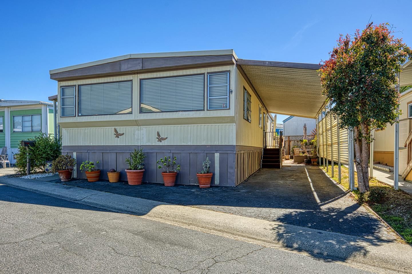 Property Photo:  1040 38th Avenue 43  CA 95062 