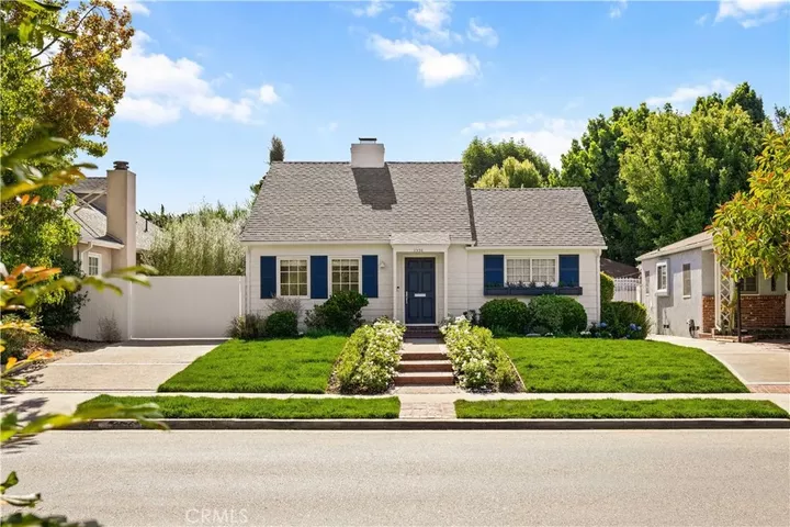 Property Photo:  2936 Castle Heights  CA 90034 