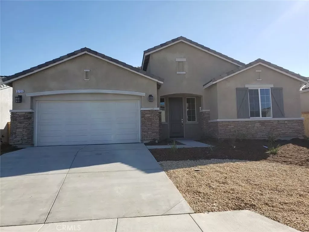 Property Photo: 3726 Birchwood CA 93560