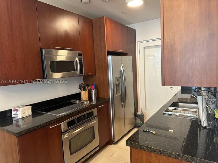 Property Photo:  1607 Ponce De Leon Blvd 8D  FL 33134 
