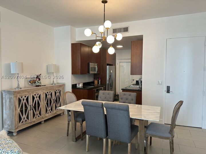 Property Photo: 1607 Ponce De Leon Blvd 8D FL 33134