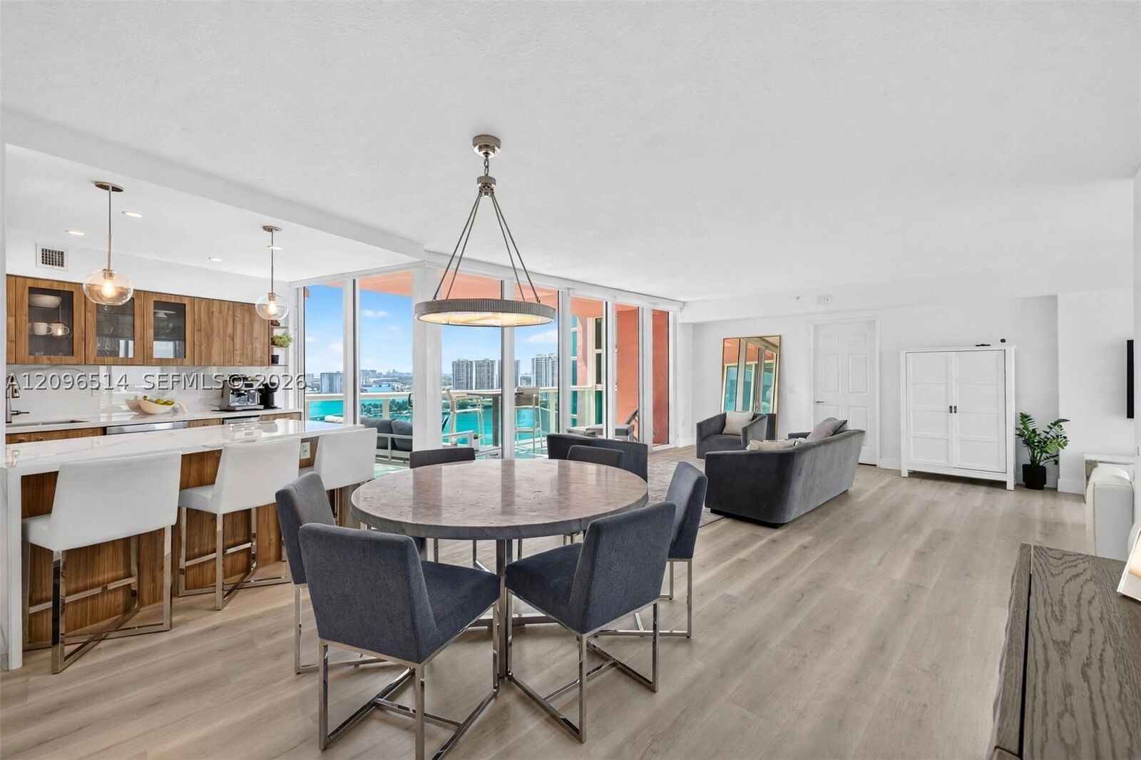 Property Photo:  3370 Hidden Bay Dr 2410  FL 33180 