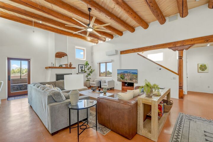 Property Photo:  36 Mariposa Road  NM 87514 