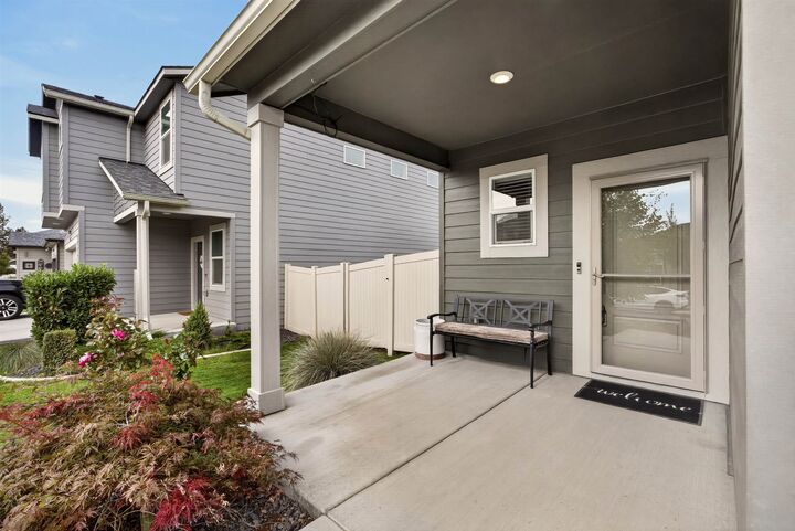 Property Photo: 5810 W Morgantown Ln WA 99208