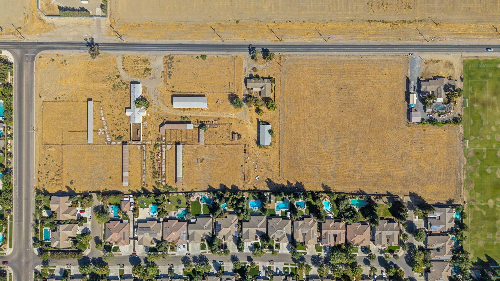 Property Photo:  SE Corner Of Riggin And Roeben  CA 93291 