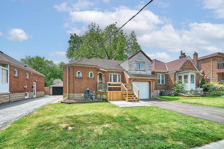 Property Photo:  203 William Street  ON M9N 2H2 