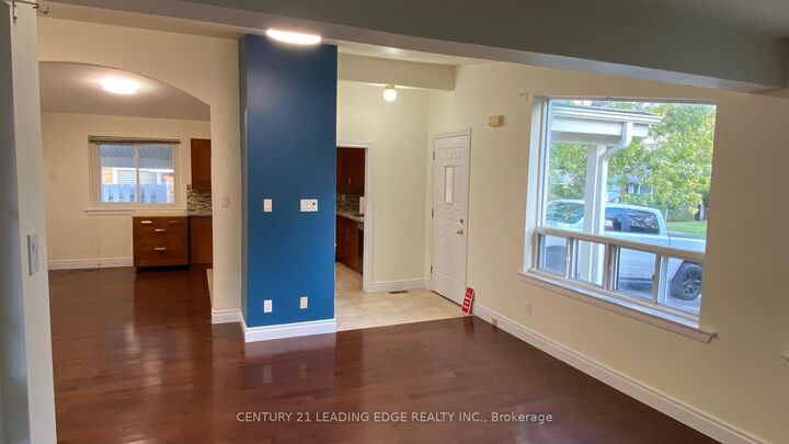 Property Photo:  