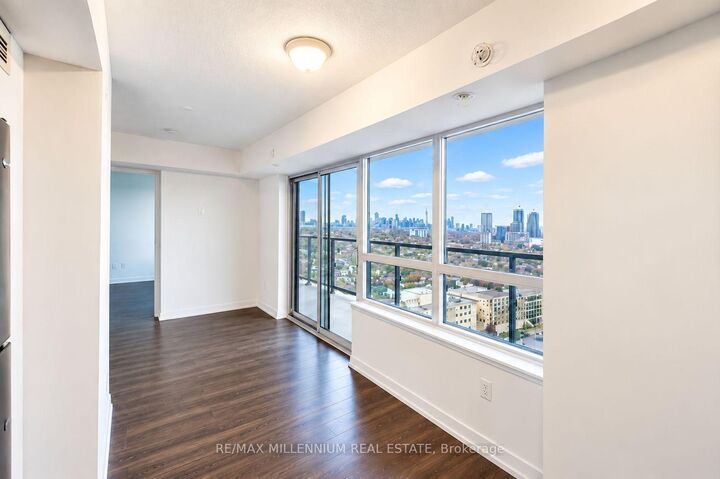 Property Photo:  1420 Dupont Street 2303  ON M6H 0B6 
