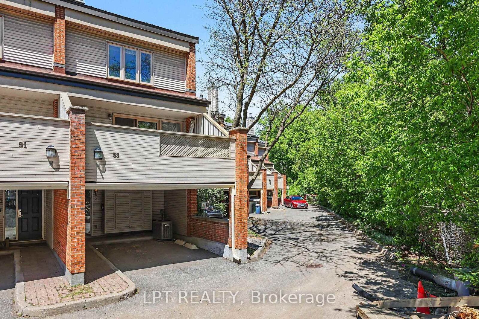 Property Photo:  110 Havelock Street 53  ON K1S 5L3 