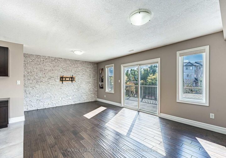 Property Photo:  275 Old Huron Road E 15  ON N2R 1P9 