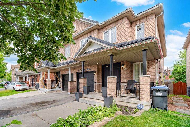 Property Photo:  70 Echoridge Drive  ON L7A 3L6 