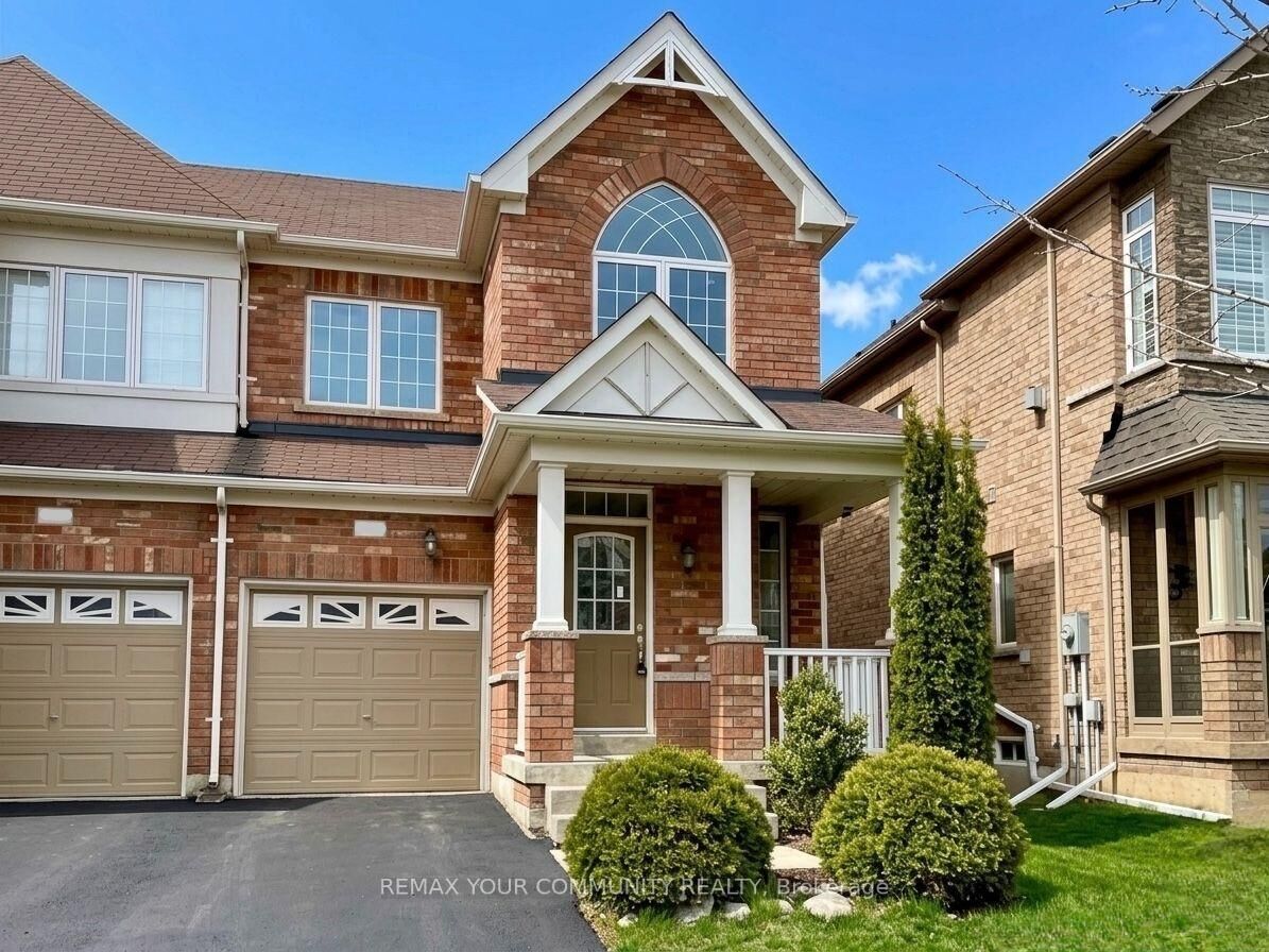 Property Photo: 59 Hoppington Avenue ON L4A 0L1
