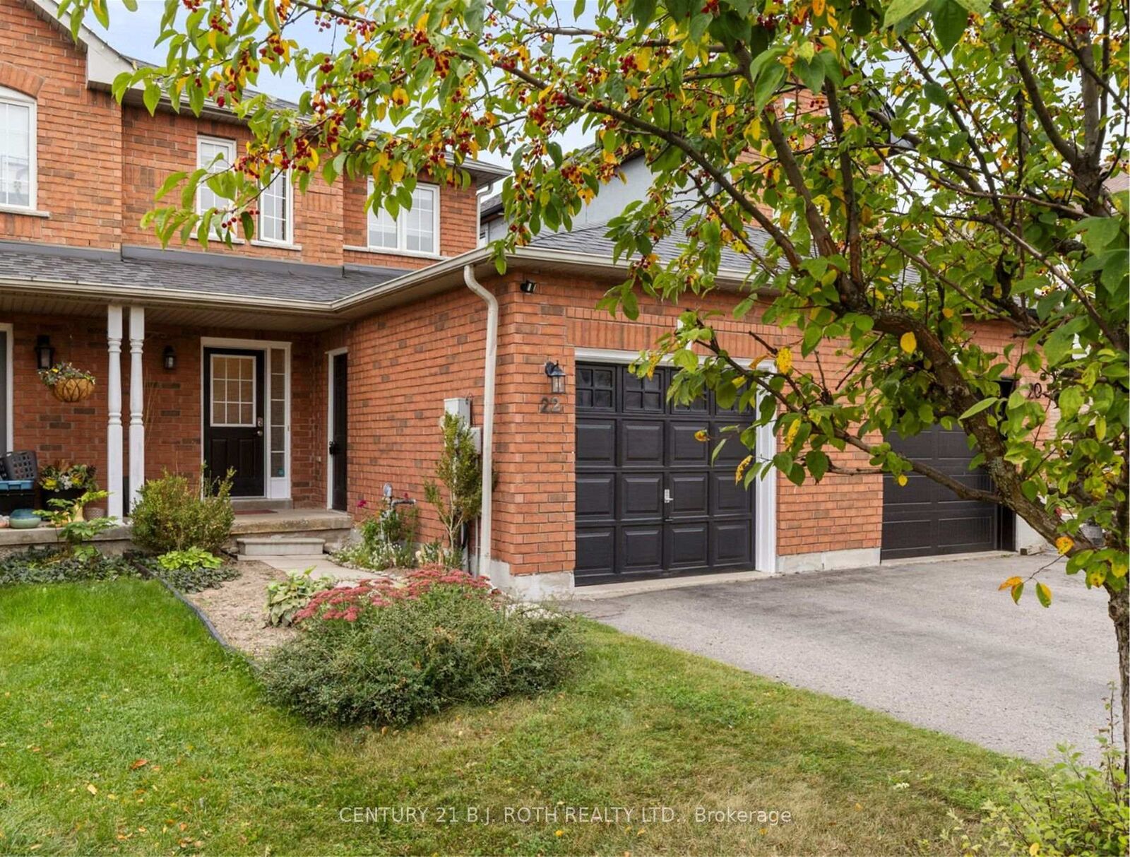 Property Photo:  22 Ridwell Street  ON L4N 0X2 